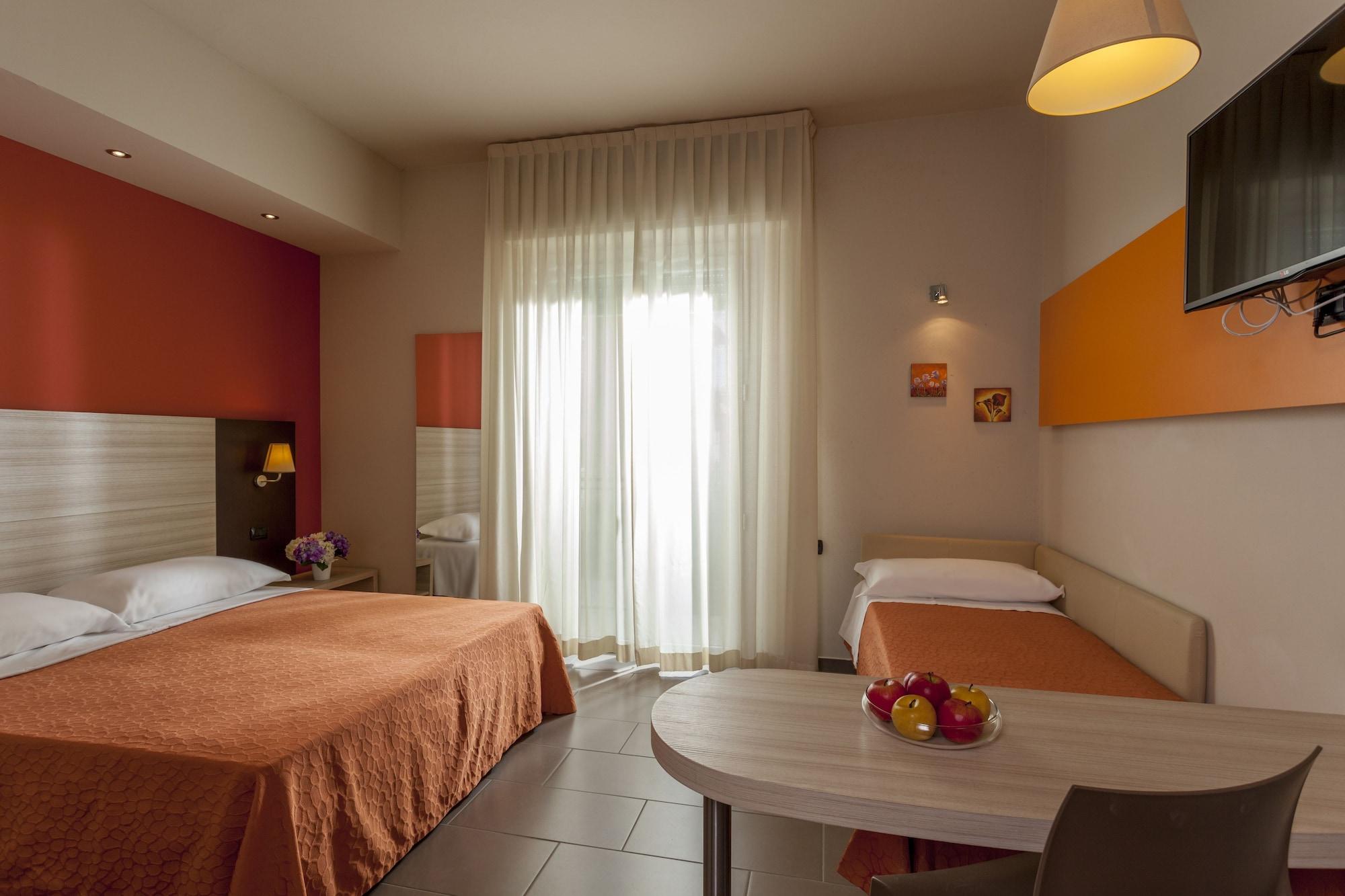 Hotel Aurora Mare リミニ エクステリア 写真
